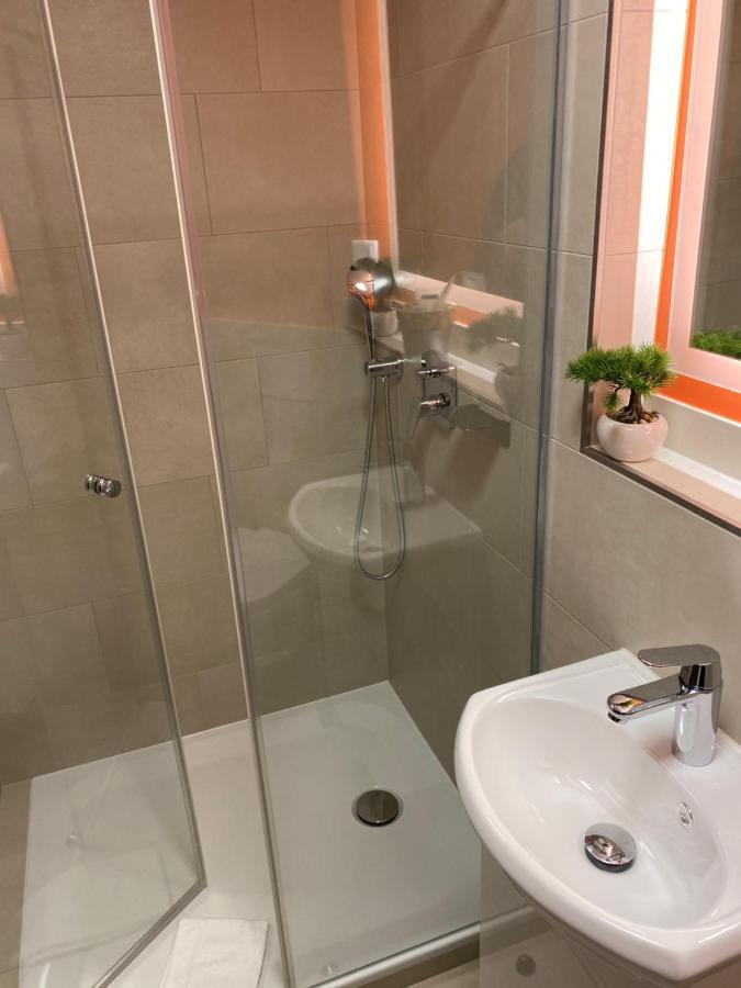Wirtshaus Am Niederntor Hotell Blomberg  Exteriör bild